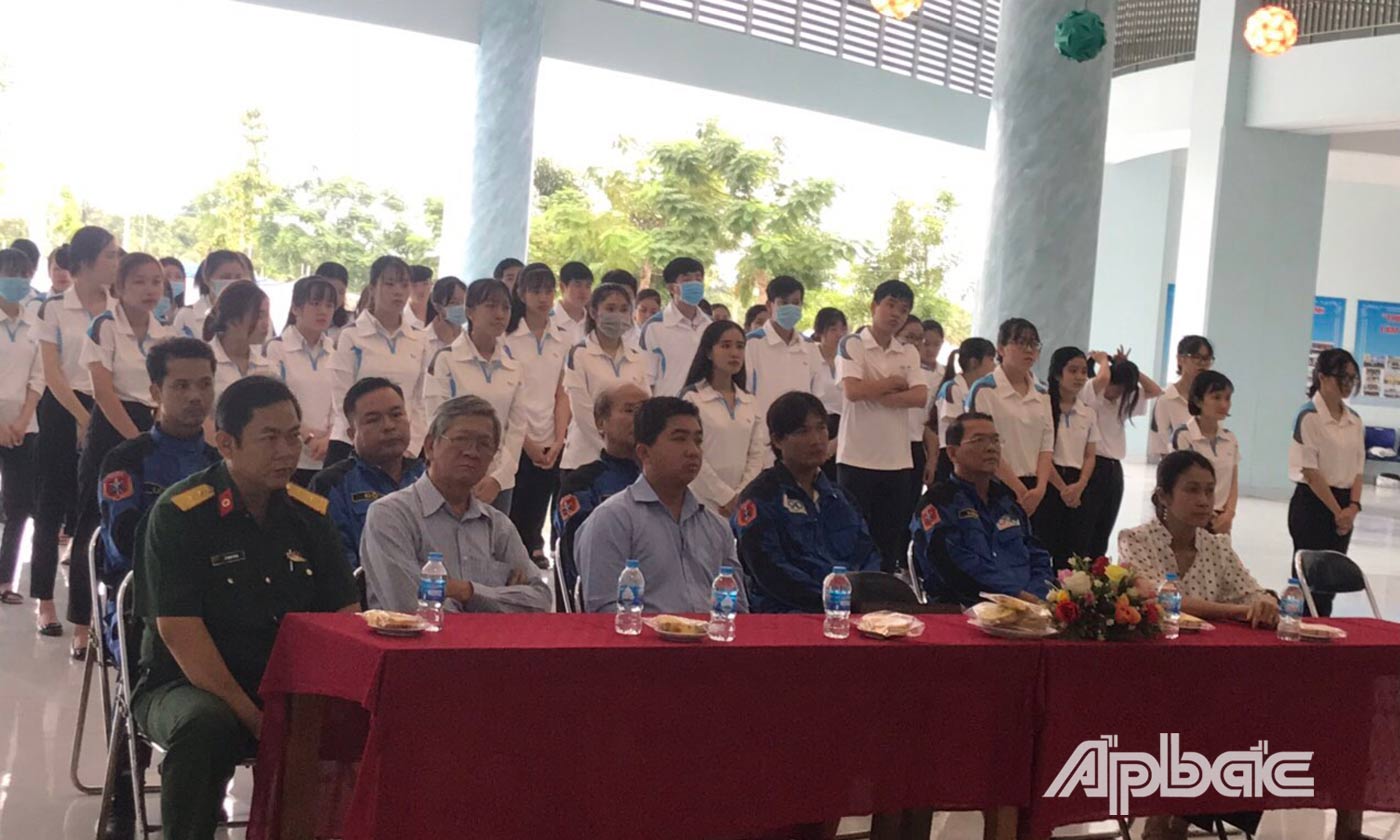 Quang cảnh lễ mít tinh hưởng ứng chiến dịch truyền thông mất cân bằng giới tính khi sinh năm 2020