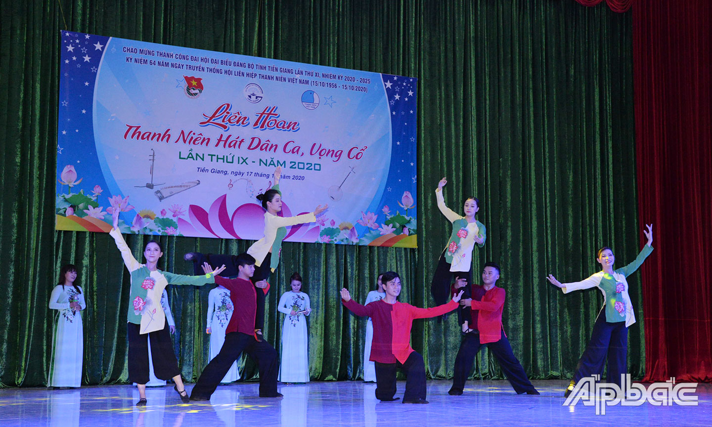 Trung tâm phối hợp tổ chức Liên hoan Thanh niên hát dân ca, vọng cổ lần thứ IX - năm 2020. 