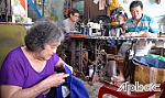 Chuyện về những người sửa quần áo, giày dép