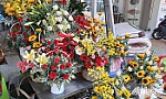 Sôi động thị trường quà tặng 20-11
