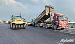 Thảm nhựa gói thầu đầu tiên của Dự án Đường cao tốc Trung Lương - Mỹ Thuận