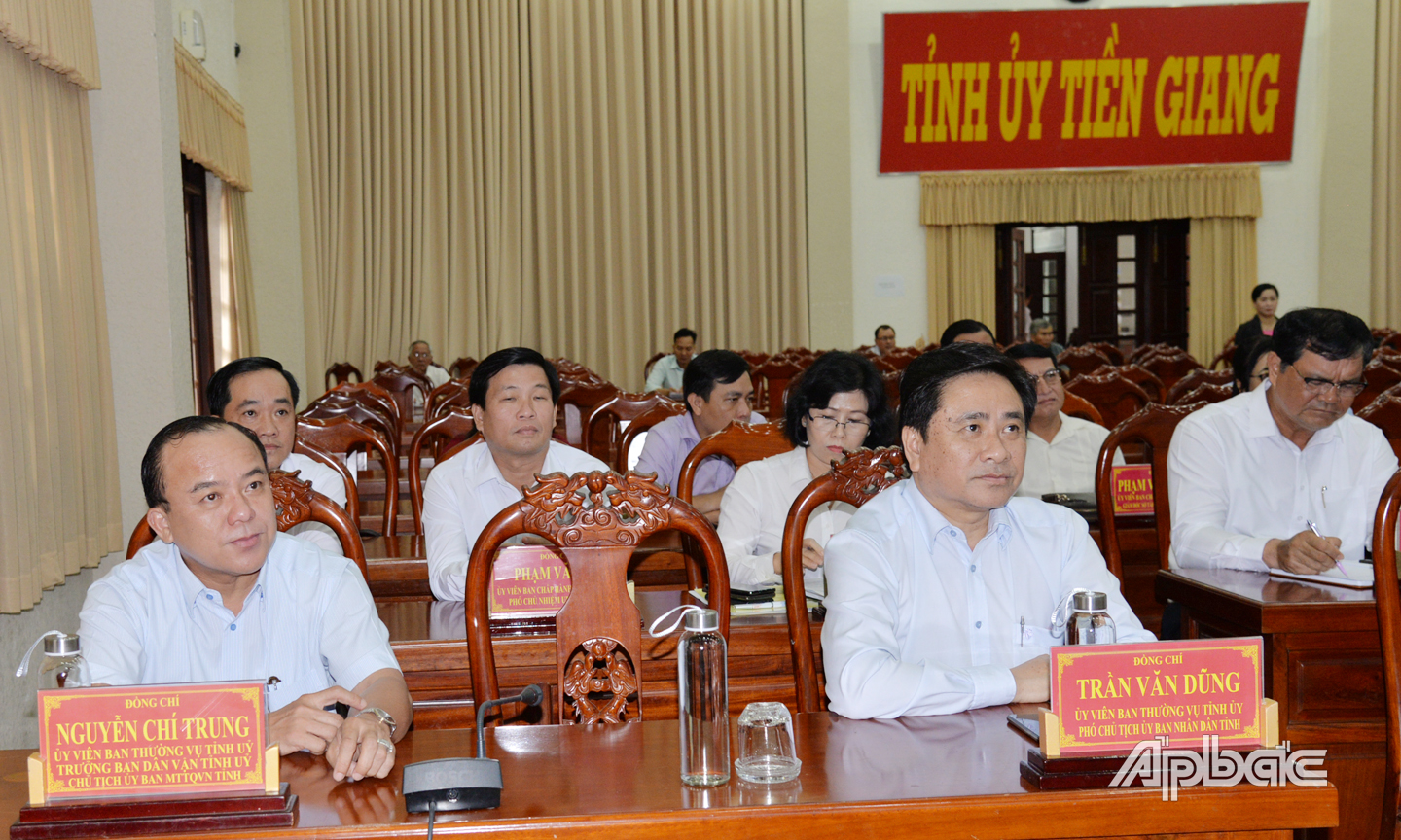 Quang cảnh hội nghị