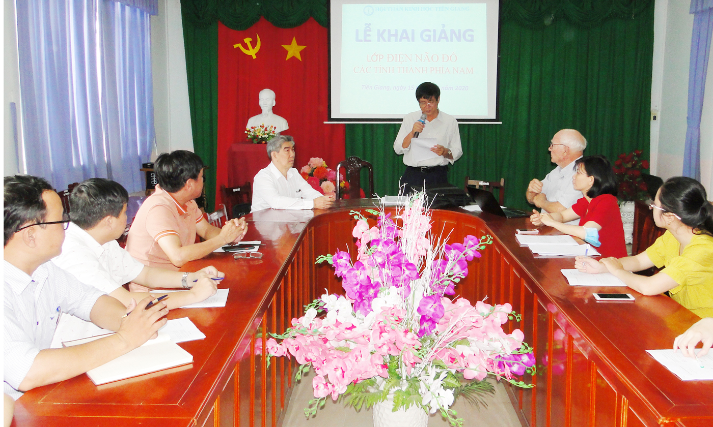BS CKII Nguyễn Văn Thành, Chủ tịch Hội Thần kinh học Tiền Giang chia sẻ về sự cần thiết của việc cập nhật, nâng cao kiến thức về thần kinh học