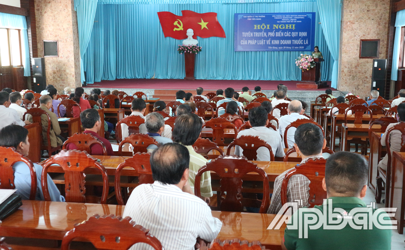 Quang cảnh hội nghị