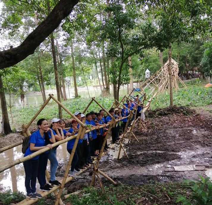 Du khách tham gia nhiều trò chơi miễn phí tại Tức Dụp