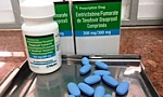 Người có quan hệ tình dục đồng giới cần cảnh giác với HIV