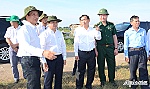Thường xuyên cập nhật và chuyển tải thông tin bão đến tàu thuyền, nhân dân