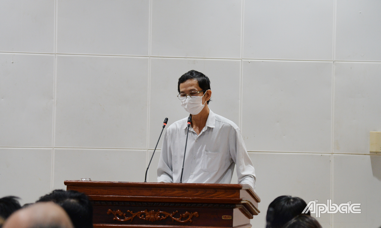 uy nhiên, theo bác sĩ Ngạn, thời gian qua ý thức của người dân bị lơ là trong chủ động thực hiện các biện pháp phòng chống dịch. Do đó nguy cơ lây nhiễm rất cao nếu có ca nhiễm trong cộng đồng.