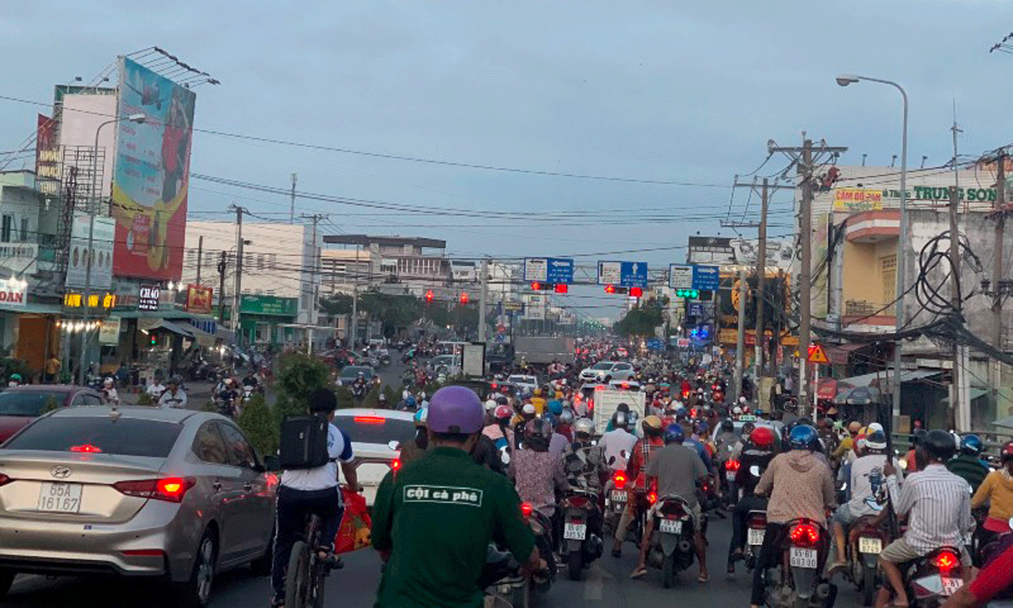 Di dân là thực trạng nhức nhối của ĐBSCL.