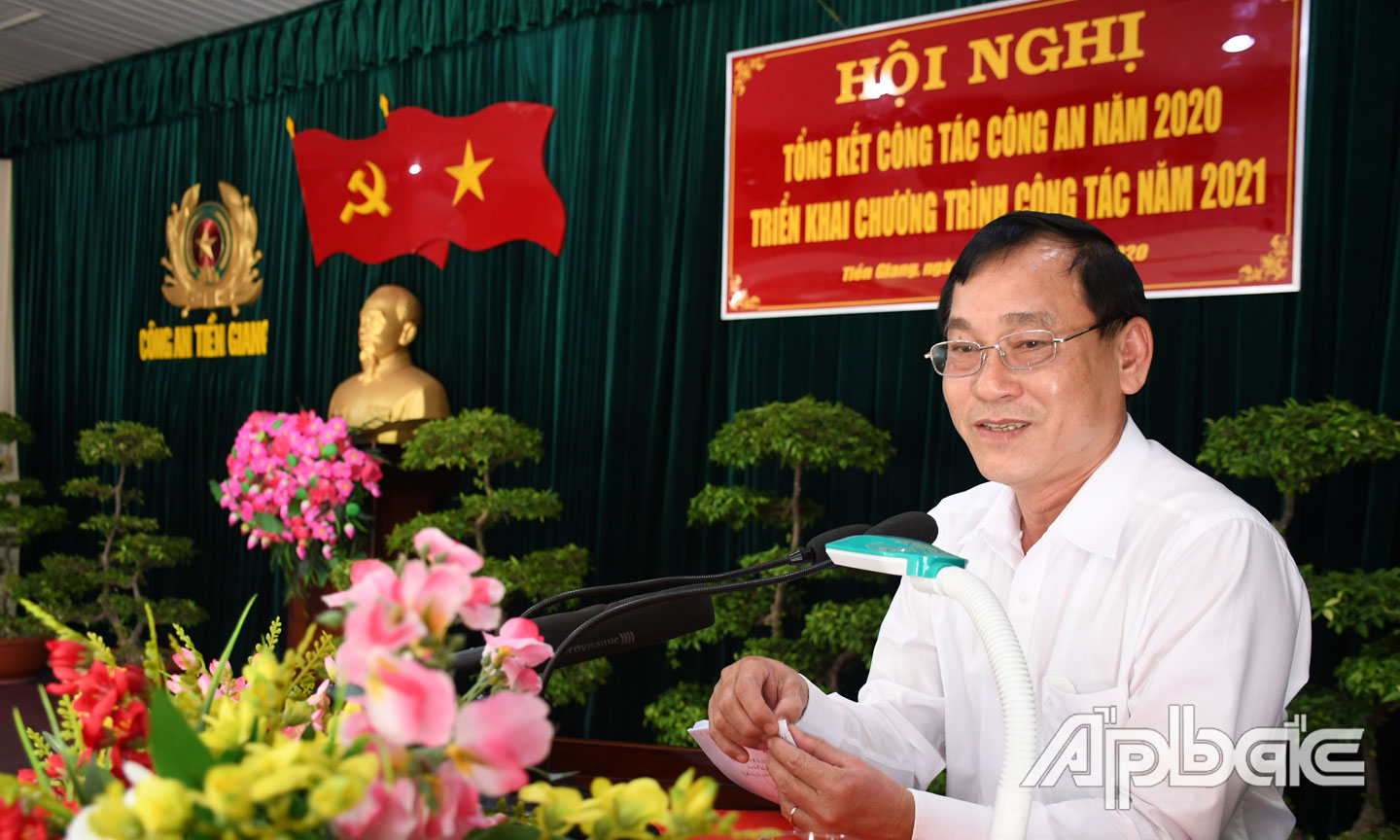 Đồng chí Nguyễn Văn Vĩnh, Phó Bí thư Tỉnh ủy, Chủ tịch UBND tỉnh, đến dự và phát biểu chỉ đạo hội nghị. Ảnh: Đặng Thanh.