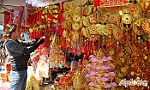 Mặt hàng trang trí mang tết đến gần