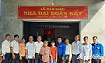 Chợ Gạo: Bàn giao 4 nhà đại đoàn kết