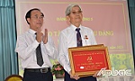 Trao tặng Huy hiệu Đảng đợt 3-2