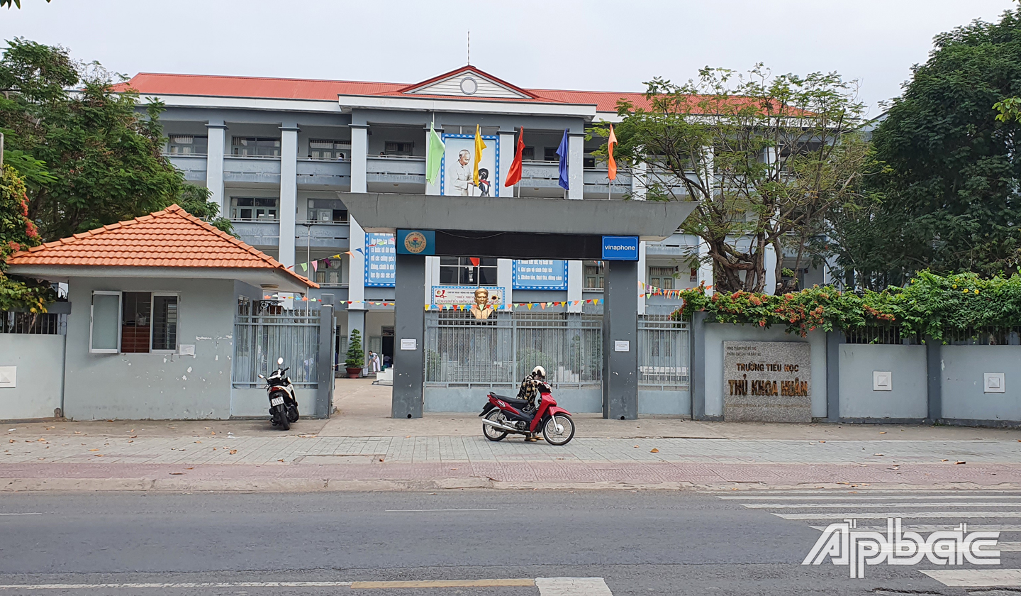  Việc công nhận thêm 8 trường đạt chuẩn Quốc gia, nâng đến nay toàn tỉnh có 316 trường đạt chuẩn Quốc gia.