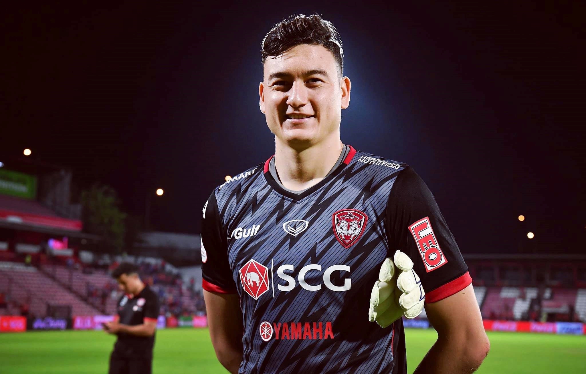 Đặng Văn Lâm được đánh giá cao ở Thai League với phong độ ổn định. (Ảnh: Goal)