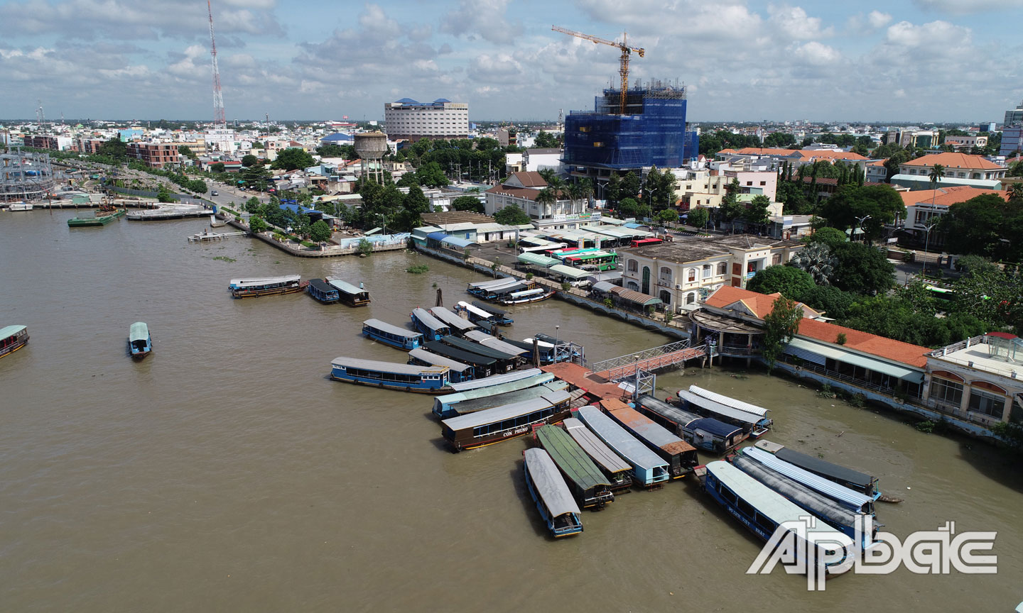 Tiền Giang không ngừng  nỗ lực vươn lên (Trong ảnh:  Bến tàu du lịch Mỹ Tho).  Ảnh: MINH THÀNH