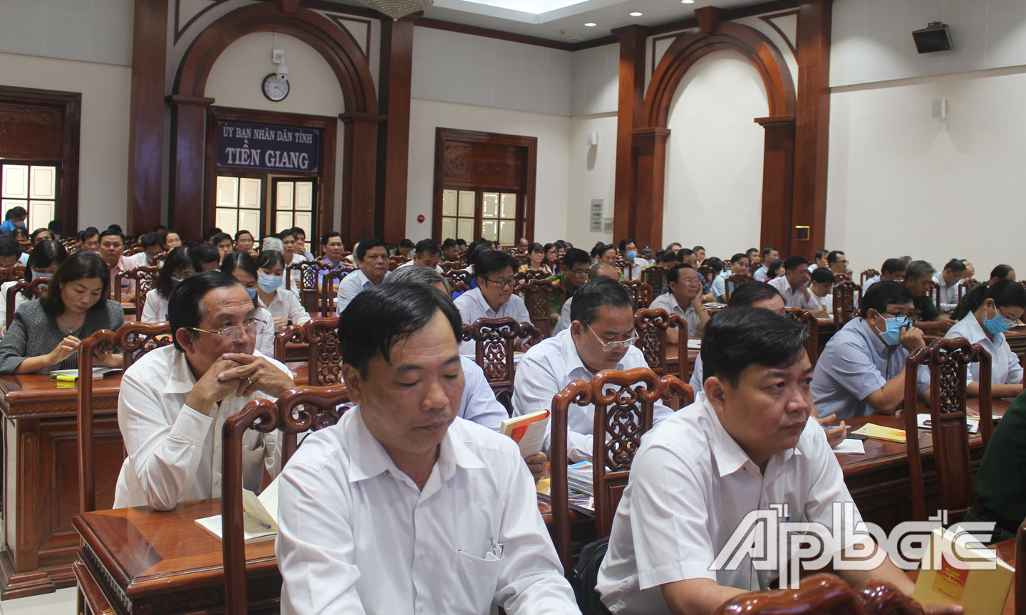Quang cảnh hội nghị.