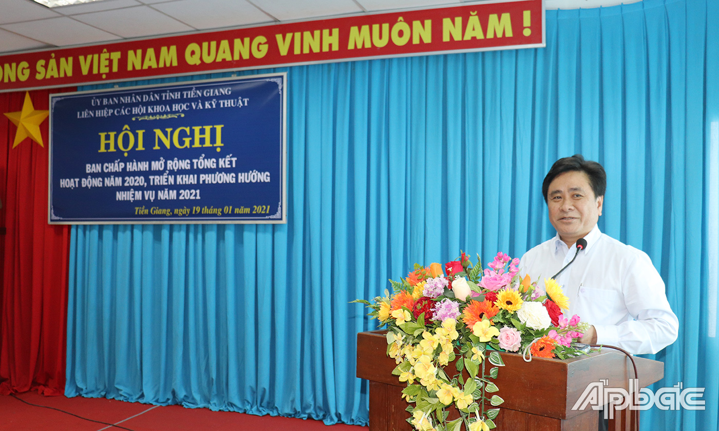 Đồng chí Trần Văn Dũng phát biểu chỉ đạo tại hội nghị.
