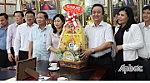 Đồng chí Châu Thị Mỹ Phương thăm, chúc tết doanh nghiệp