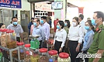 TX. Cai Lậy: Kiểm tra thị trường tết