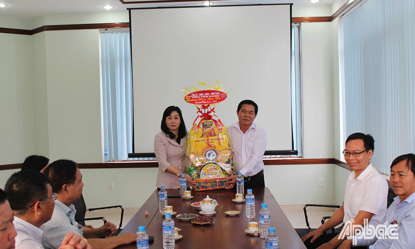 Công ty Cổ phần Kho cảng Ngoại quan và Thương mại dầu khí Nam Sông Hậu Gò Công (xã Kiểng Phước, huyện Gò Công Đông). 