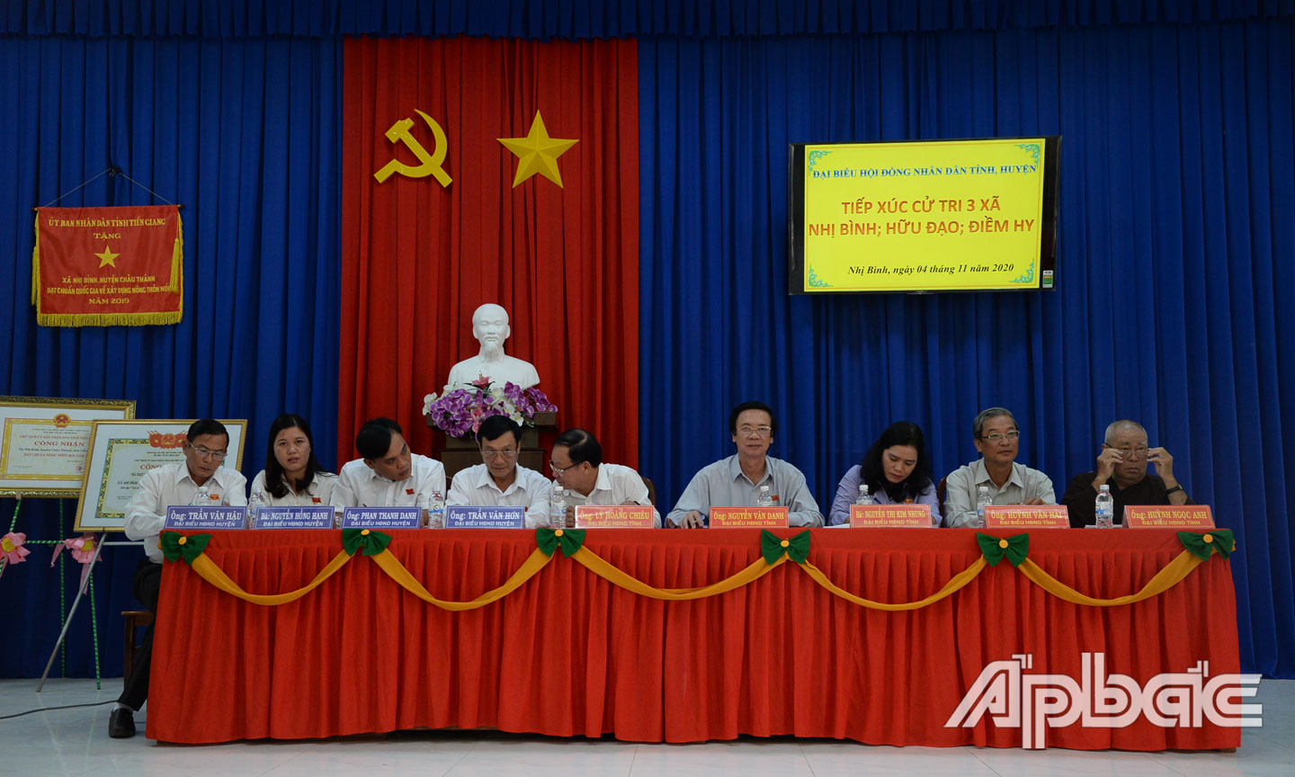 Thường trực HĐND tỉnh với Thường trực HĐND cấp huyện phối hợp tốt việc tiếp xúc cử tri đúng theo luật định.