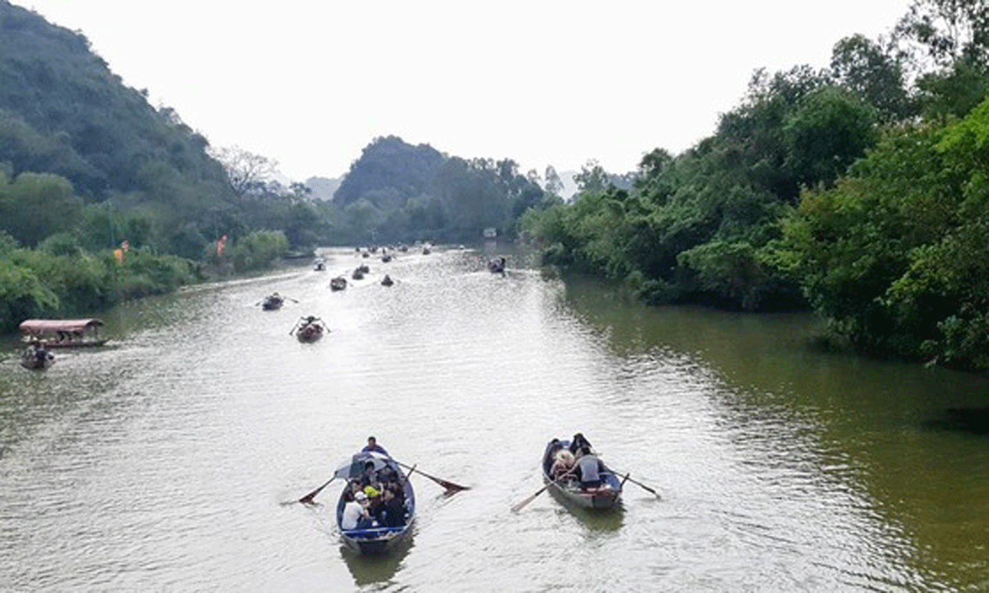 Lễ hội Chùa Hương - một trong những lễ hội mùa xuân lớn nhất năm 2021 sẽ dừng tổ chức