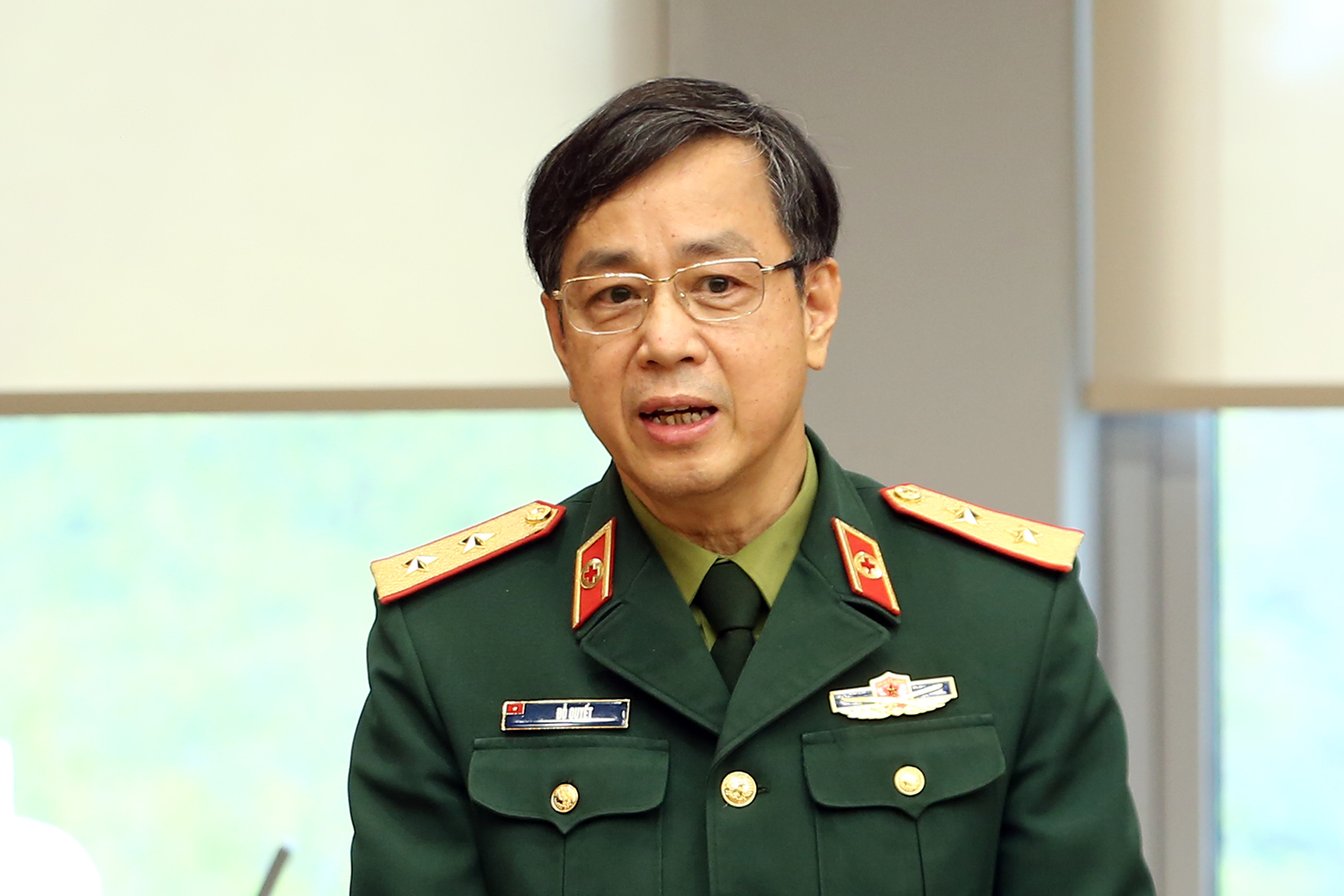 Trung tướng, GS.TS Đỗ Quyết, Giám đốc Học viện Quân y, Bộ Quốc phòng  cho biết kết quả thử nghiệm giai đoạn 1 cho thấy vaccine Nano Covax, an toàn, có sinh kháng thể, có khả năng phòng bệnh.