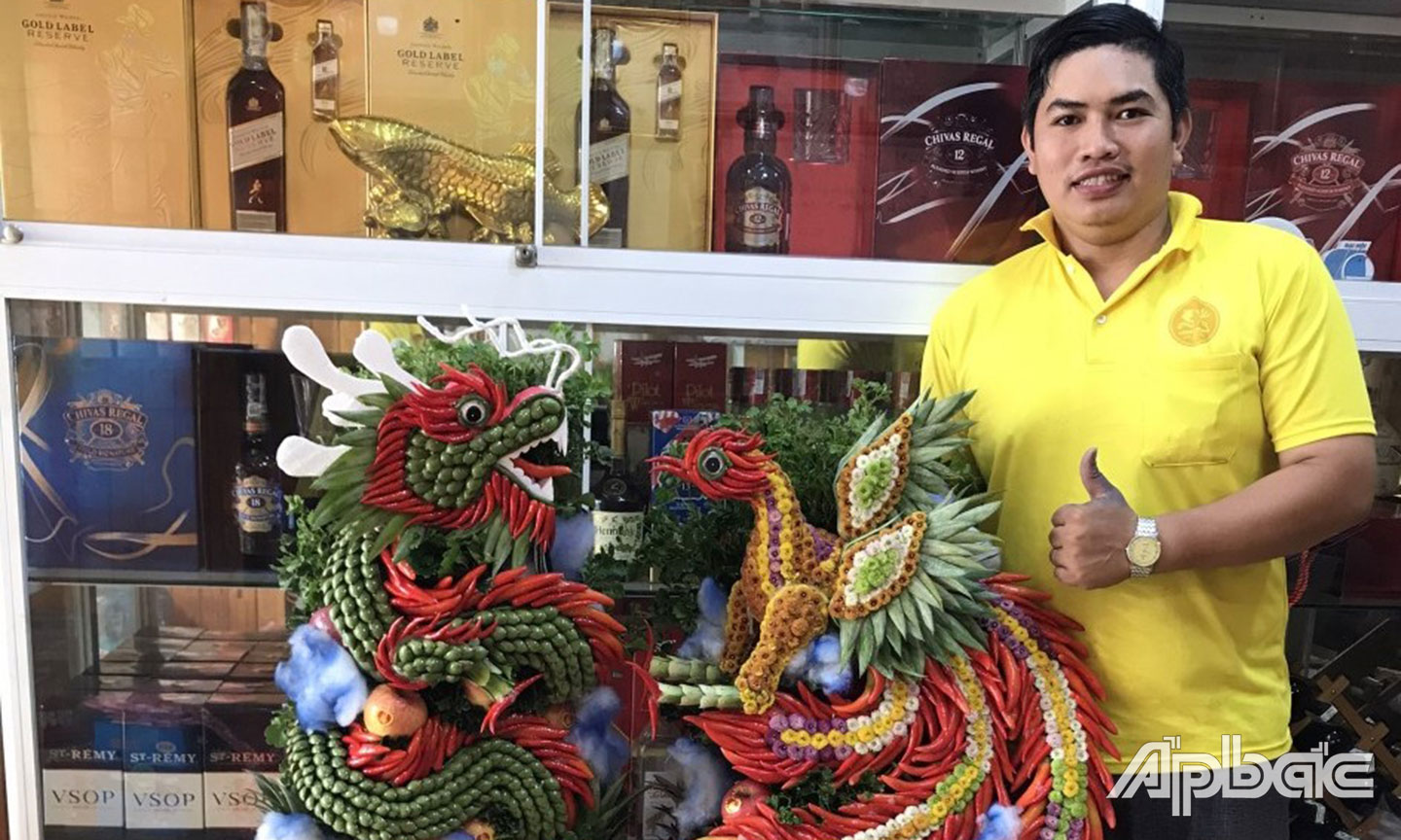 Anh Cao Hữu Tài đã khai thác “khoảng trống”  chưng nghi, tiệc, lễ để tạo lợi thế cạnh tranh cho mình.