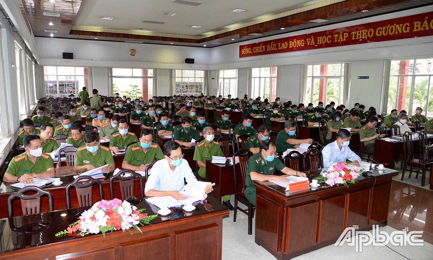 Quang cảnh hội nghị.