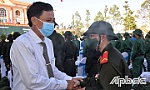 Huyện Gò Công Tây: Thanh niên hăng hái lên đường nhập ngũ