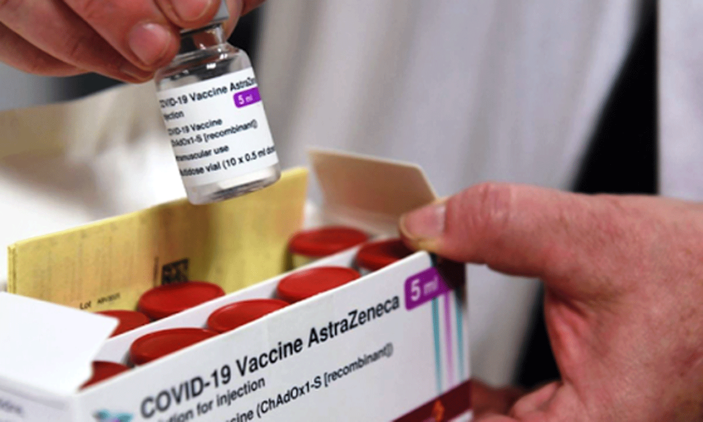 Sắp có hàng triệu liều vaccine Covid-19 của AstraZeneca được chuyển về Việt Nam.