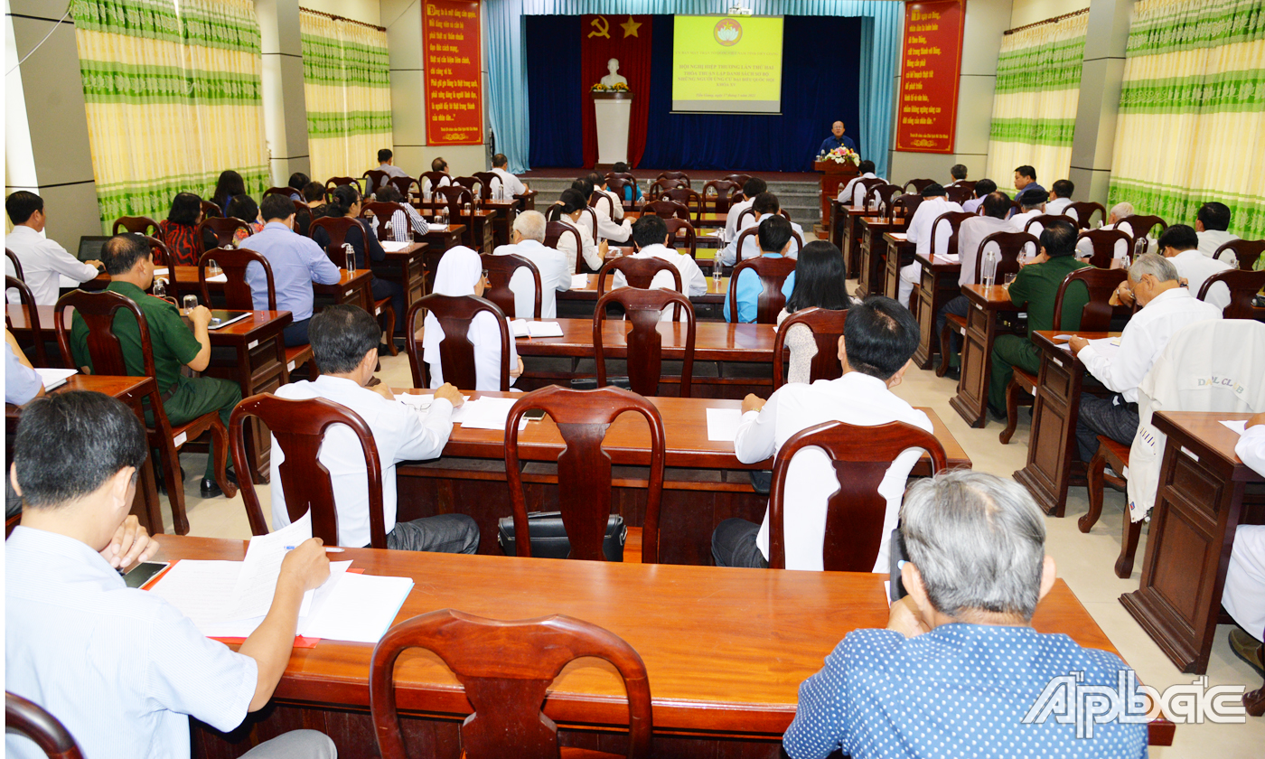 Quang cảnh hội nghị