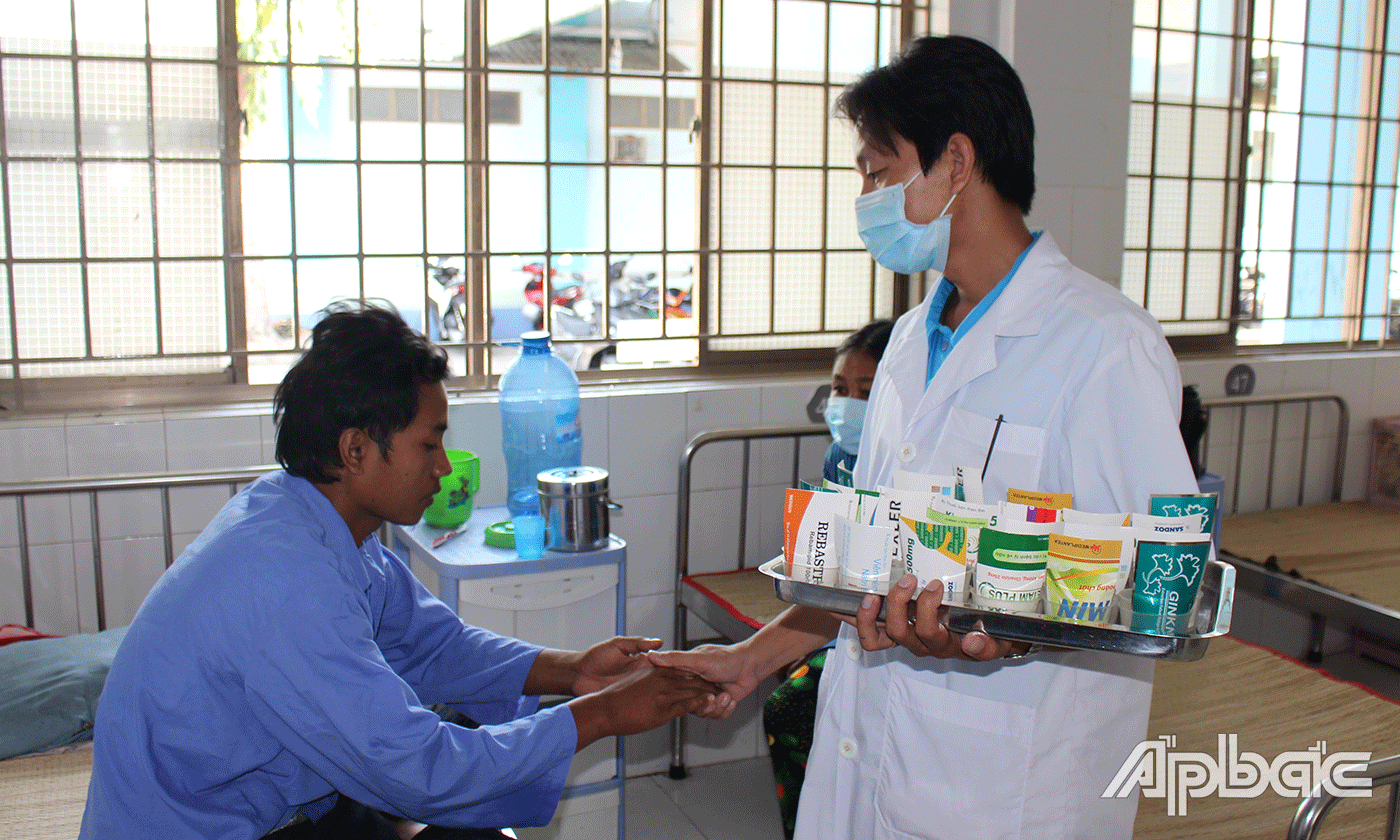 10. Niềm vui và hạnh phúc của những y, bác sĩ nơi đây là khi các bệnh nhân nhớ tên mình và mau hết bệnh trở về cuộc sống đời thường.