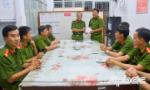 Thưởng đột xuất 5 tập thể về thu nhận hồ sơ cấp căn cước công dân