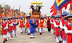 Thành kính hướng về tổ tông nhân Ngày Giỗ Tổ Hùng Vương