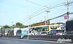 Quán ăn trên Quốc lộ 1 khiến hàng trăm phương tiện ùn ứ