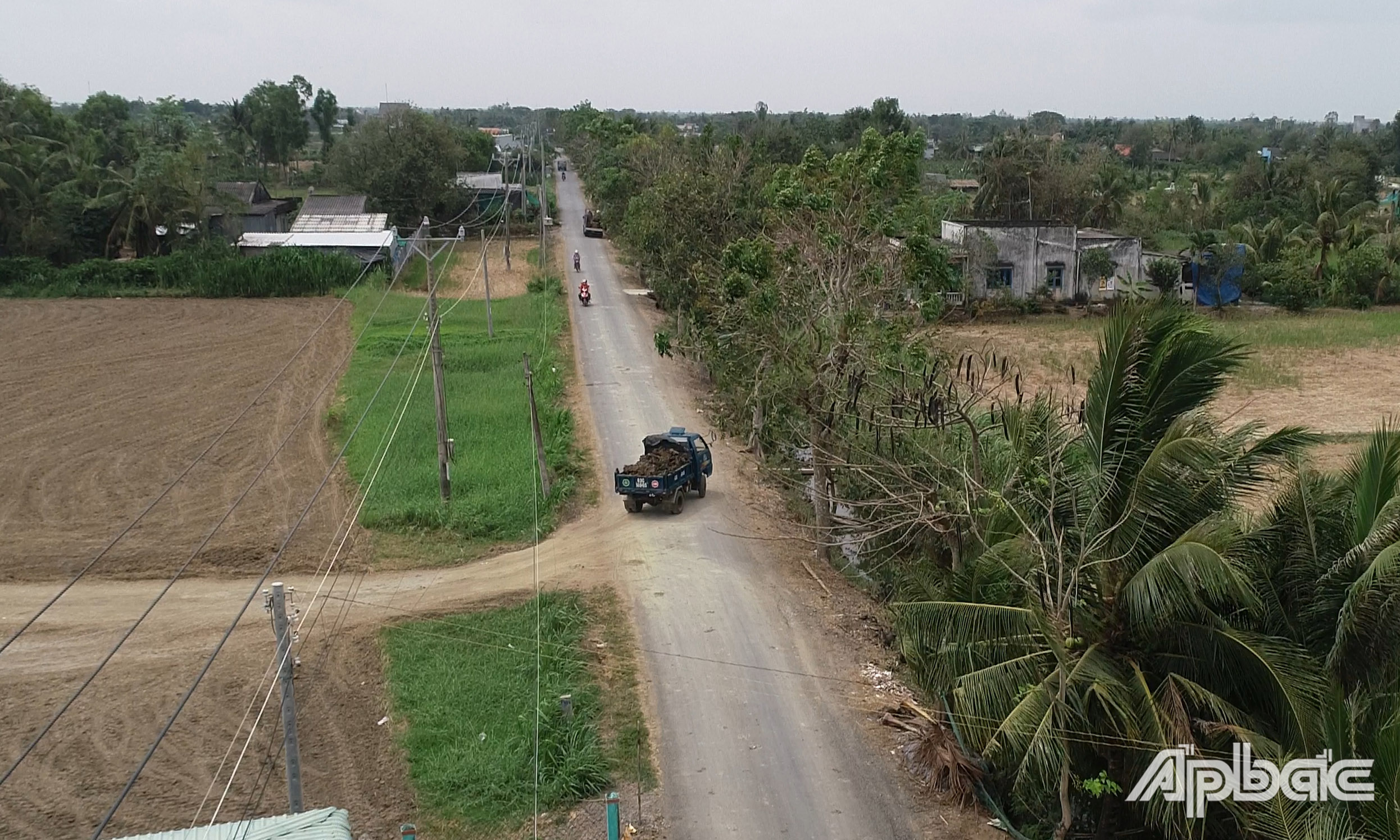 Lực lượng TTGT đã xử phat nhiều trường hợp liên quan đến việc khai thác, vận chuyển đất.