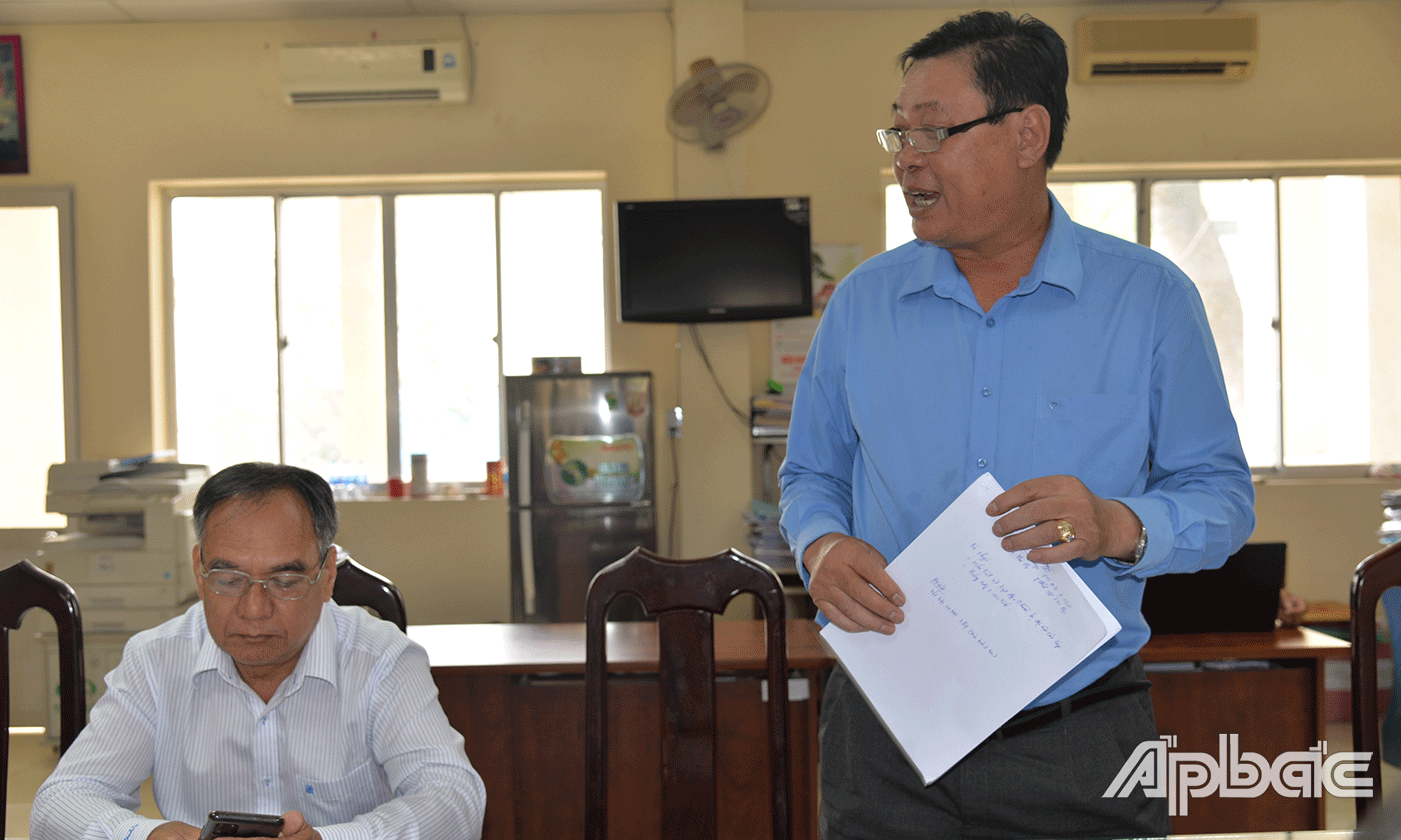 Phó Trưởng Ban Dân vận Tỉnh ủy Nguyễn Trọng Hữu phát biểu tại buổi làm việc.