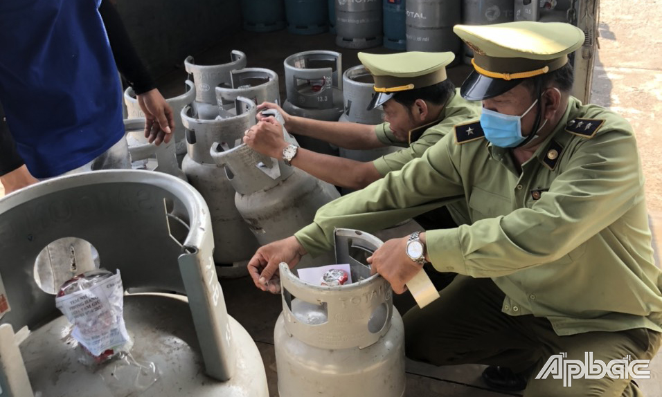 Tang vật bị tạm giữ.