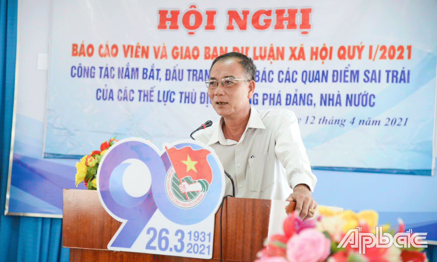 Đồng chí Nguyễn Thanh Hiền triển khai các nội dung chương trình.