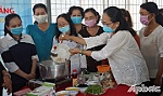 Dạy nghề nấu ăn cho hội viên phụ nữ