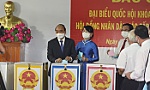 Phát huy tinh thần đoàn kết, hăng hái đi bầu cử để chọn người đức, tài xây dựng đất nước