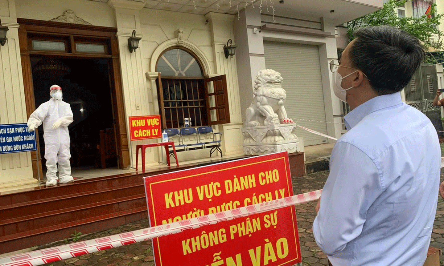 Bộ Y tế kiểm tra công tác cách ly tập trung tại Yên Bái. 