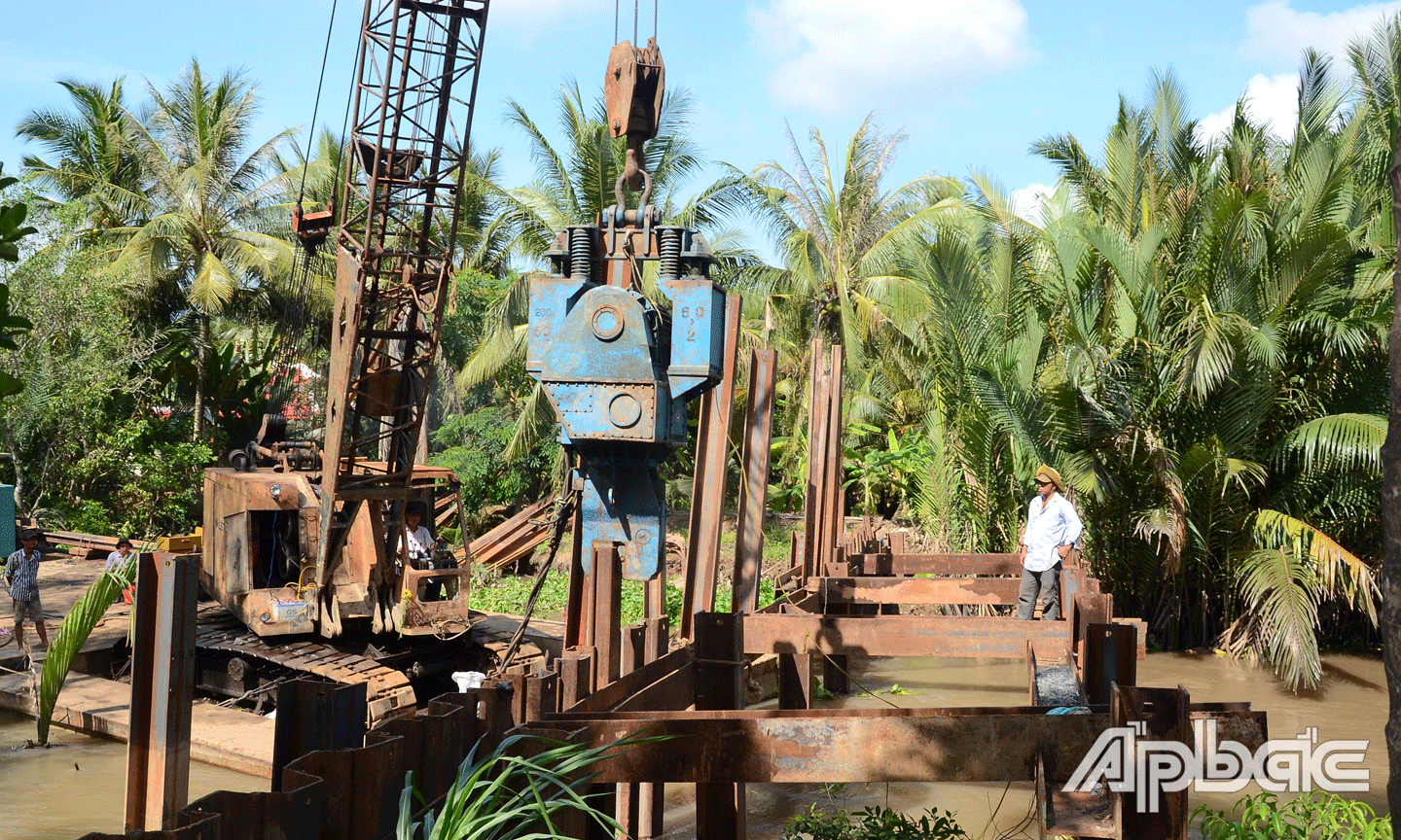 Các đập thép ngăn mặn, trữ ngọt phát huy hiệu quả.