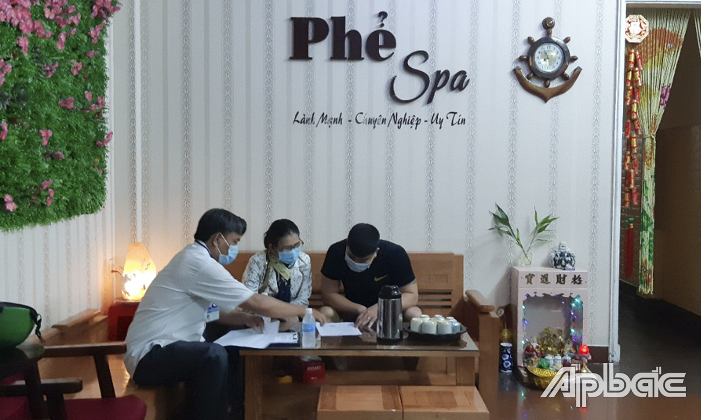 Trước đó, các điểm kinh doanh các hoạt động vui chơi, giải trí đều được ký cam kết dừng hoạt động.