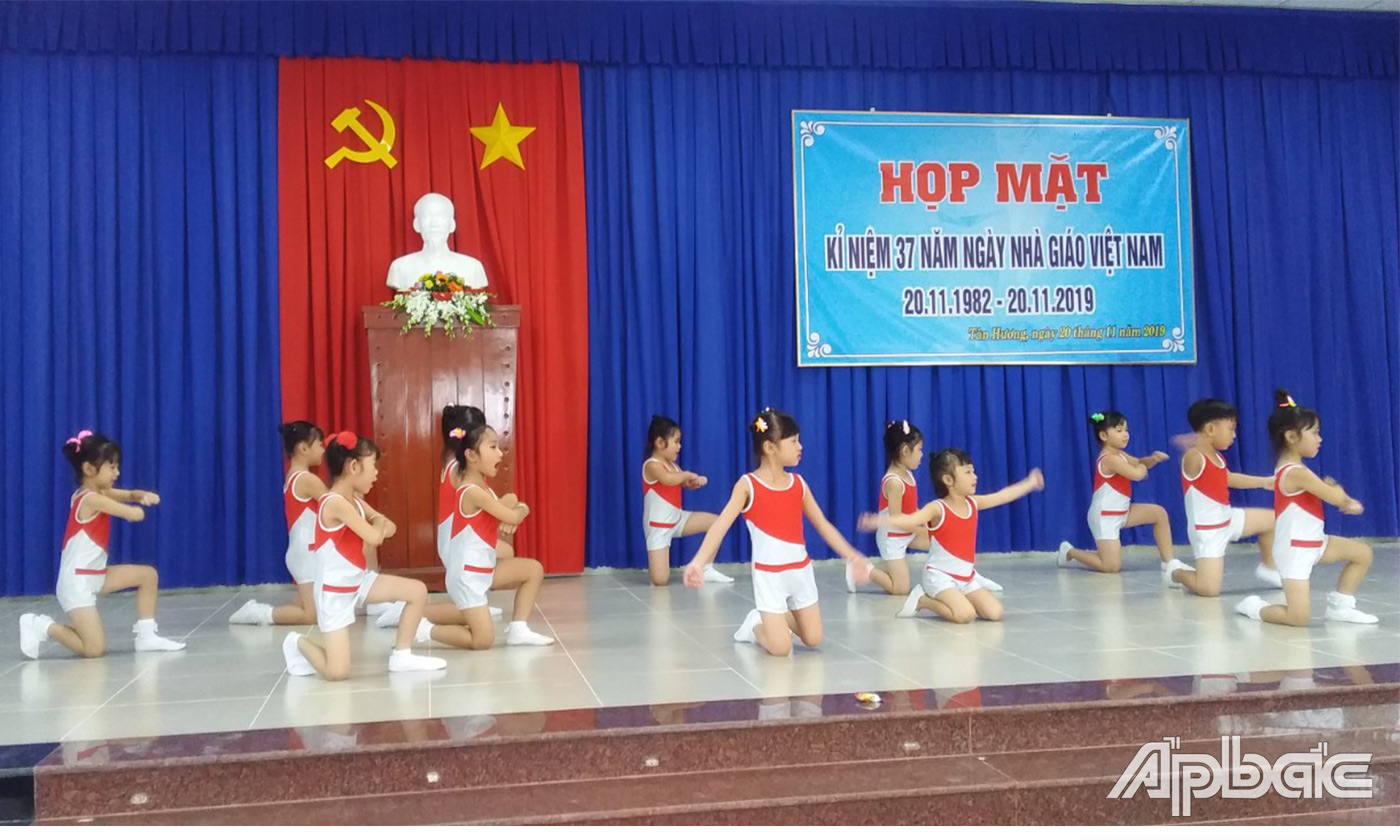 Các thiết chế văn hóa cơ sở tại các TTVH-TT, NVH hoạt động thường xuyên
