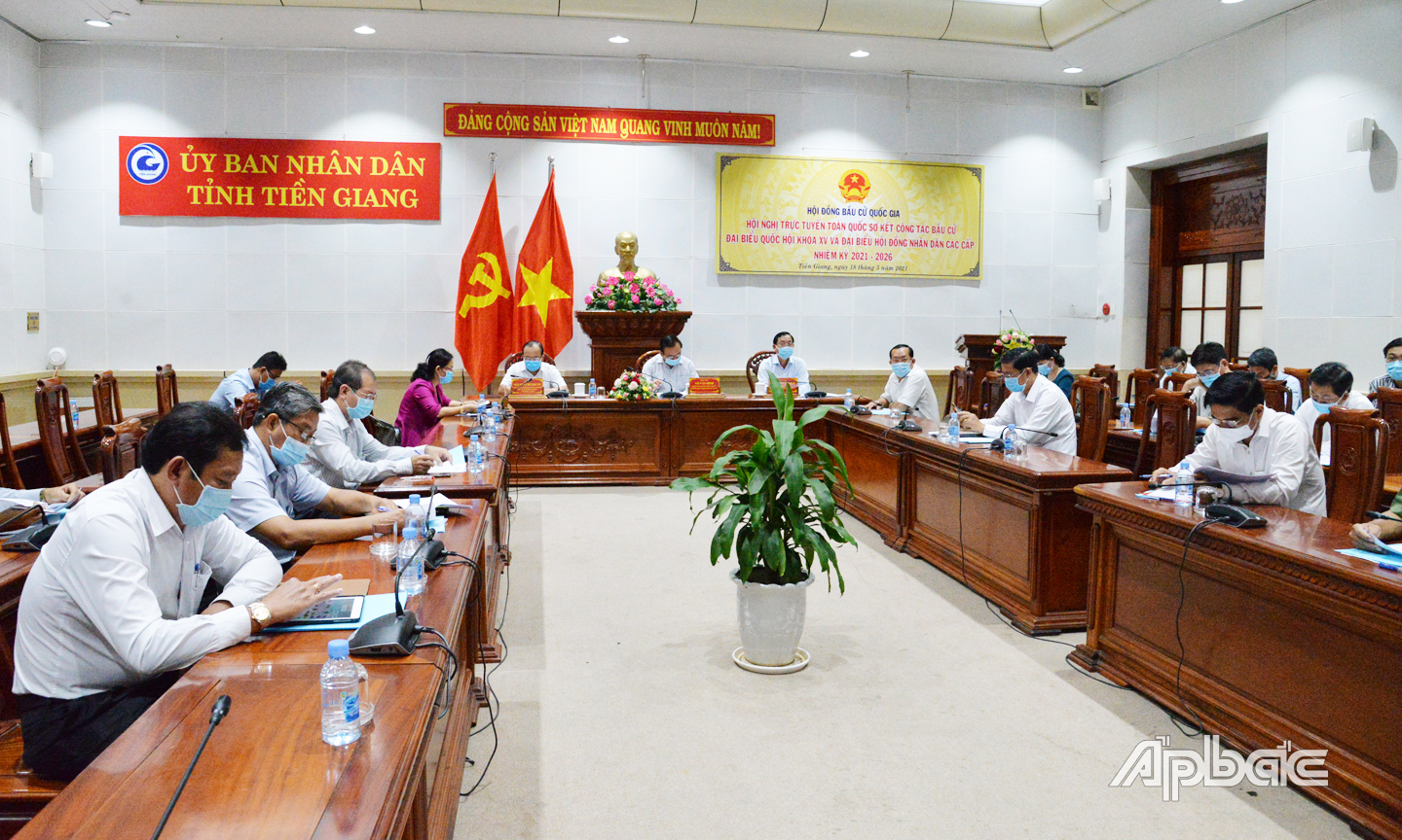 Quang cảnh hội nghị tại điểm cầu Tiền Giang