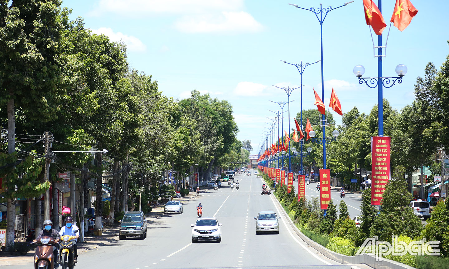 Công tác tuyên truyền được thể hiện qua nhiều hình thức, trong đó có hình thức trực quan, để người dân hiểu rõ ý nghĩa, mục đích, tầm quan trọng của cuộc bầu cử.