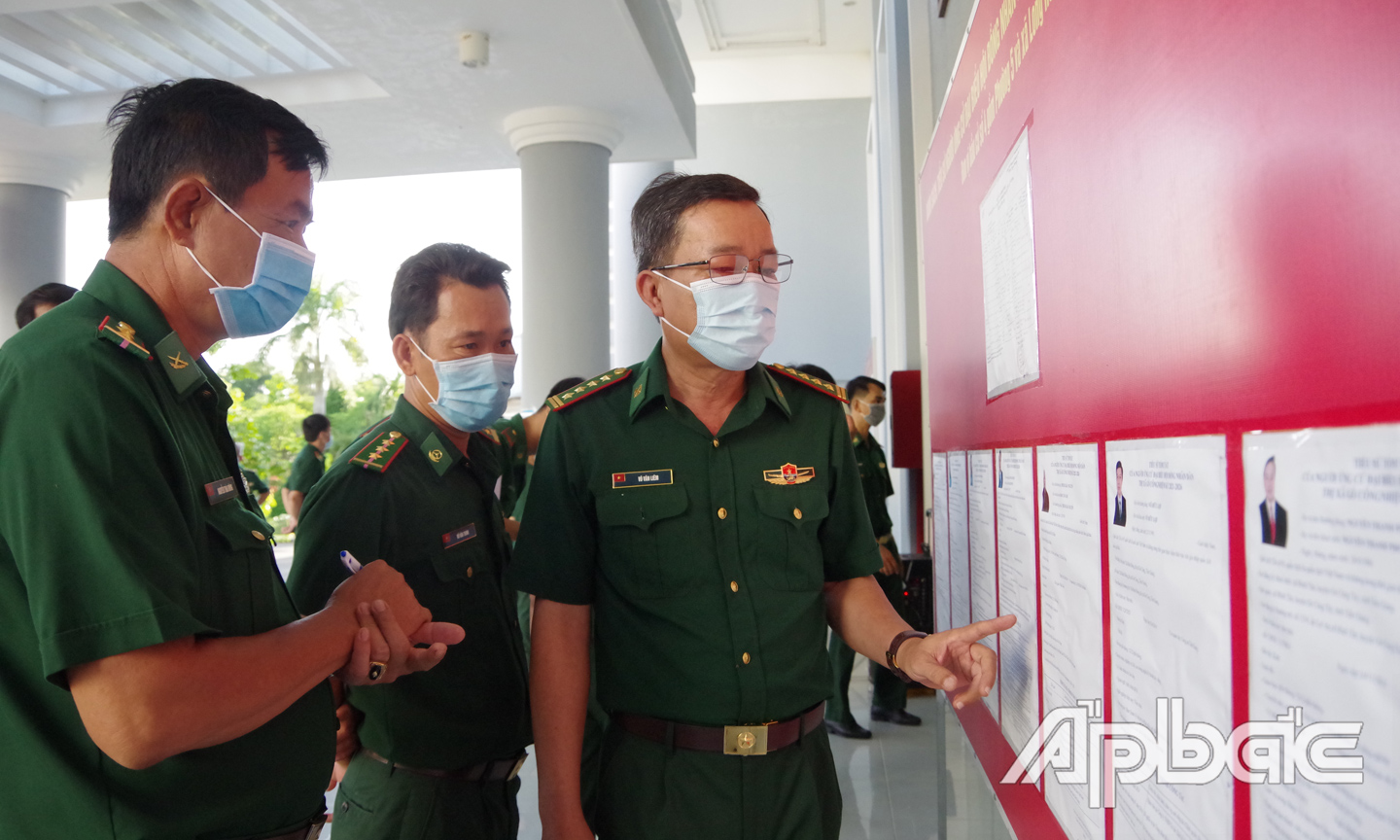 Điểm bỏ phiếu tại Bộ đội Biên phòng tỉnh.